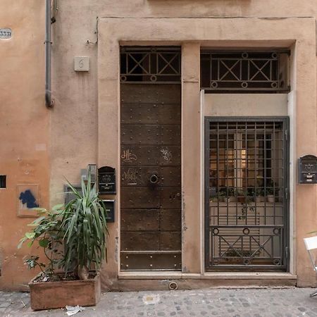 Iflat Charming Apartment Near Piazza Venezia Рим Экстерьер фото