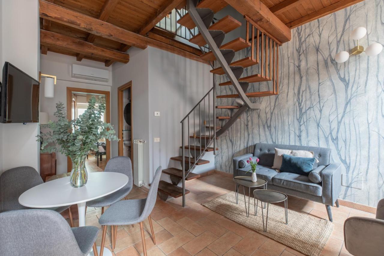 Iflat Charming Apartment Near Piazza Venezia Рим Экстерьер фото